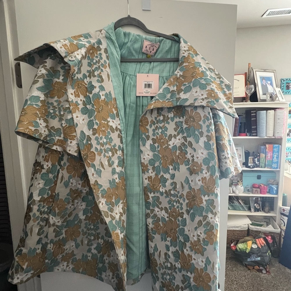 NWT Buru Aqua and Gold Coat with brocade design